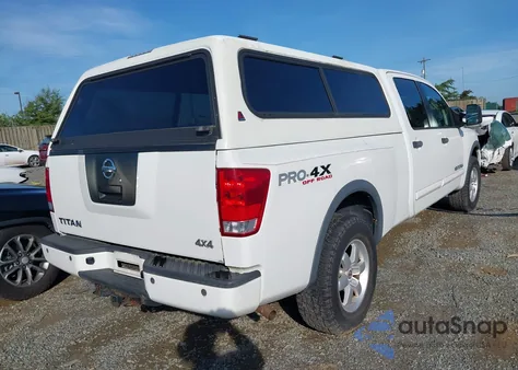 2008 Nissan Titan Pro-4X z USA, uszkodzony, nr VIN 1N6AA07FX8N309885